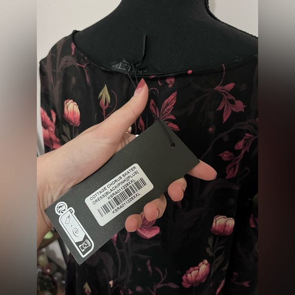 LAST CHANCE SALE - Listing removed 6/13/25 Kill Star Cottage Chorus Skater Dress - Picture 5 of 5